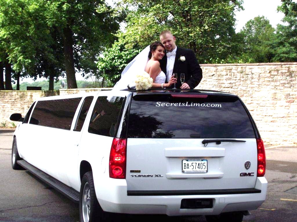 Quinceañera is a Key Year-Round Business Opportunity for Limousine Companies